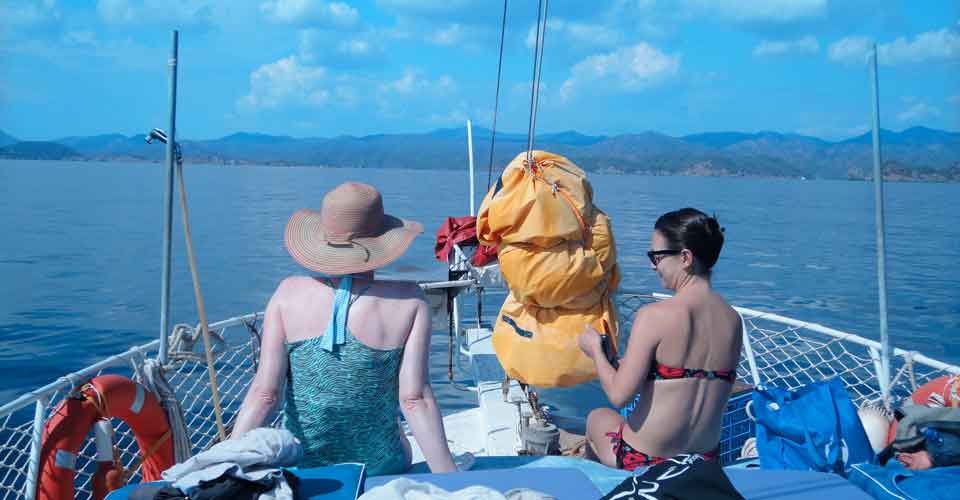 Boat trip on yoga holiday in Turkey